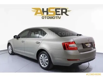 Skoda Octavia 1.6 TDI Elegance CR